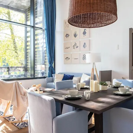 Sky Pad Lakeside Retreat * Antoing