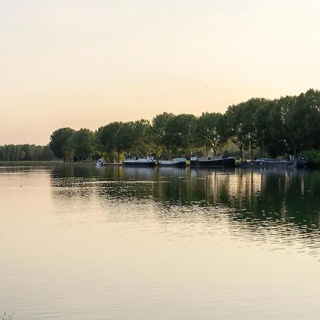 度假居 Sky Pad Lakeside Retreat Antoing