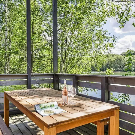 Sky Pad Lakeside Retreat 度假居 *