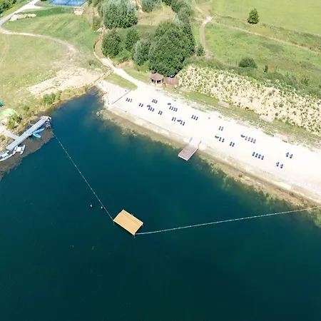 Sky Pad Lakeside Retreat *